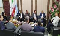 تجلیل رییس سازمان جهاد کشاورزی آذربایجان غربی از مدیر کل صدا و سیمای مرکز آذربایجان غربی و عوامل اجرایی برنامه رادیویی کندیمیز و تلویزیونی اکینچی لر