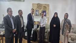 دیدار رییس سازمان جهاد کشاورزی آذربایجان غربی باخانواده شهید جهادگر بهروز مصطفوی