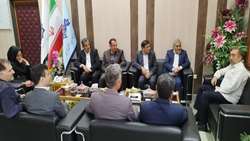 تجلیل رییس سازمان جهاد کشاورزی آذربایجان غربی از مدیر کل صدا و سیمای مرکز آذربایجان غربی و عوامل اجرایی برنامه رادیویی کندیمیز و تلویزیونی اکینچی لر